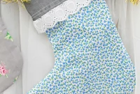 How to Make a Charming Simple Christmas Stocking (Video)
