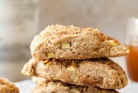 Apple Cinnamon Scones with Crunchy Cinnamon Streusel Topping