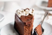 Decadent Chocolate Cheesecake Recipe with Creamy Ganache