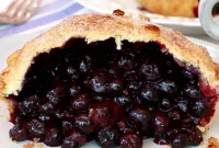 Classic Homemade Blueberry Pie Recipe for Perfect Flavor