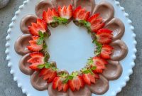 Creamy Fruit Yogurt Dip Recipe for Parties and Snacks
