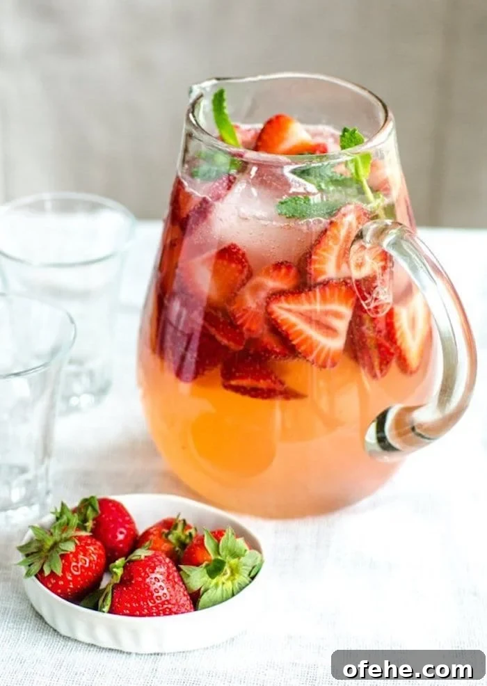 Refreshing Gin Cocktails to Make This Season