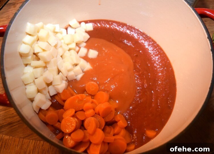Hearty Chicken Minestrone Soup Recipe for Cozy Weeknight Meals 4 Add tomato soup for depth of flavor