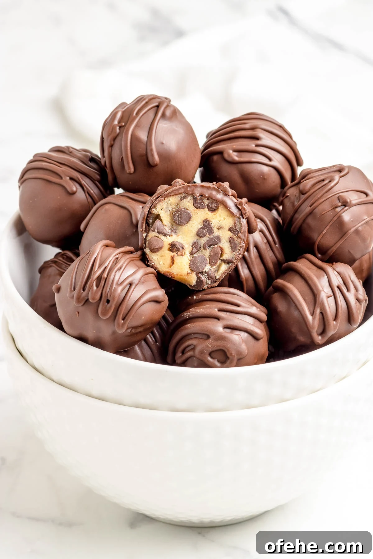Easy Chocolate Chip Cookie Dough Truffles