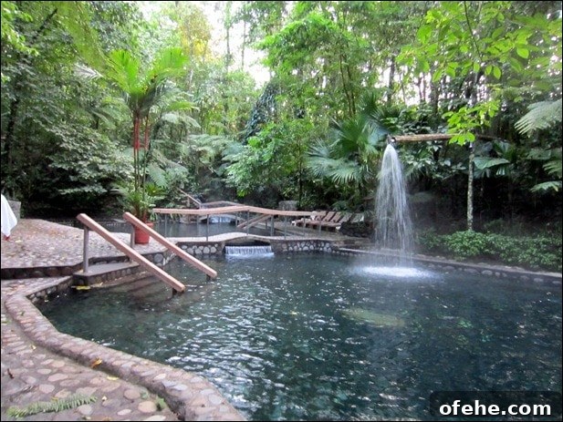 Honeymoon in Costa Rica: Hanging Bridges, Volcano Hikes & Hot Springs 24 IMG_0055