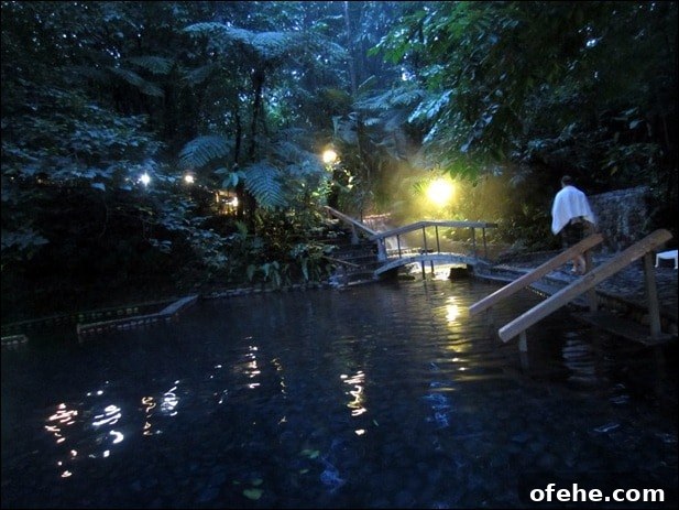 Honeymoon in Costa Rica: Hanging Bridges, Volcano Hikes & Hot Springs 26 IMG_0057