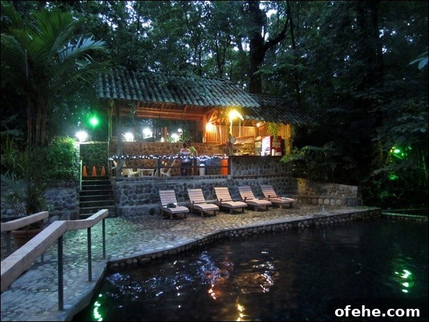 Honeymoon in Costa Rica: Hanging Bridges, Volcano Hikes & Hot Springs 28 IMG_0058