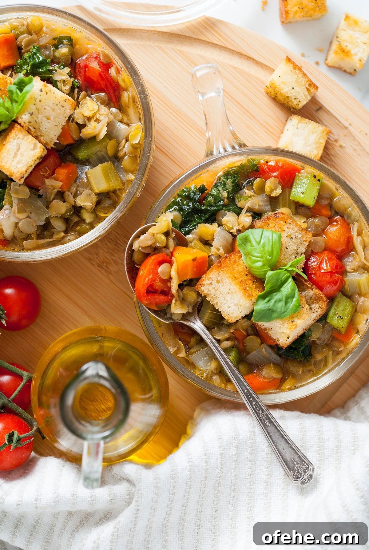 15 Authentic Italian Soups to Warm You Up This Season 12 Zuppa Di Lenticchie (Lentil Soup) by XOXO Bella // FoodNouveau.com