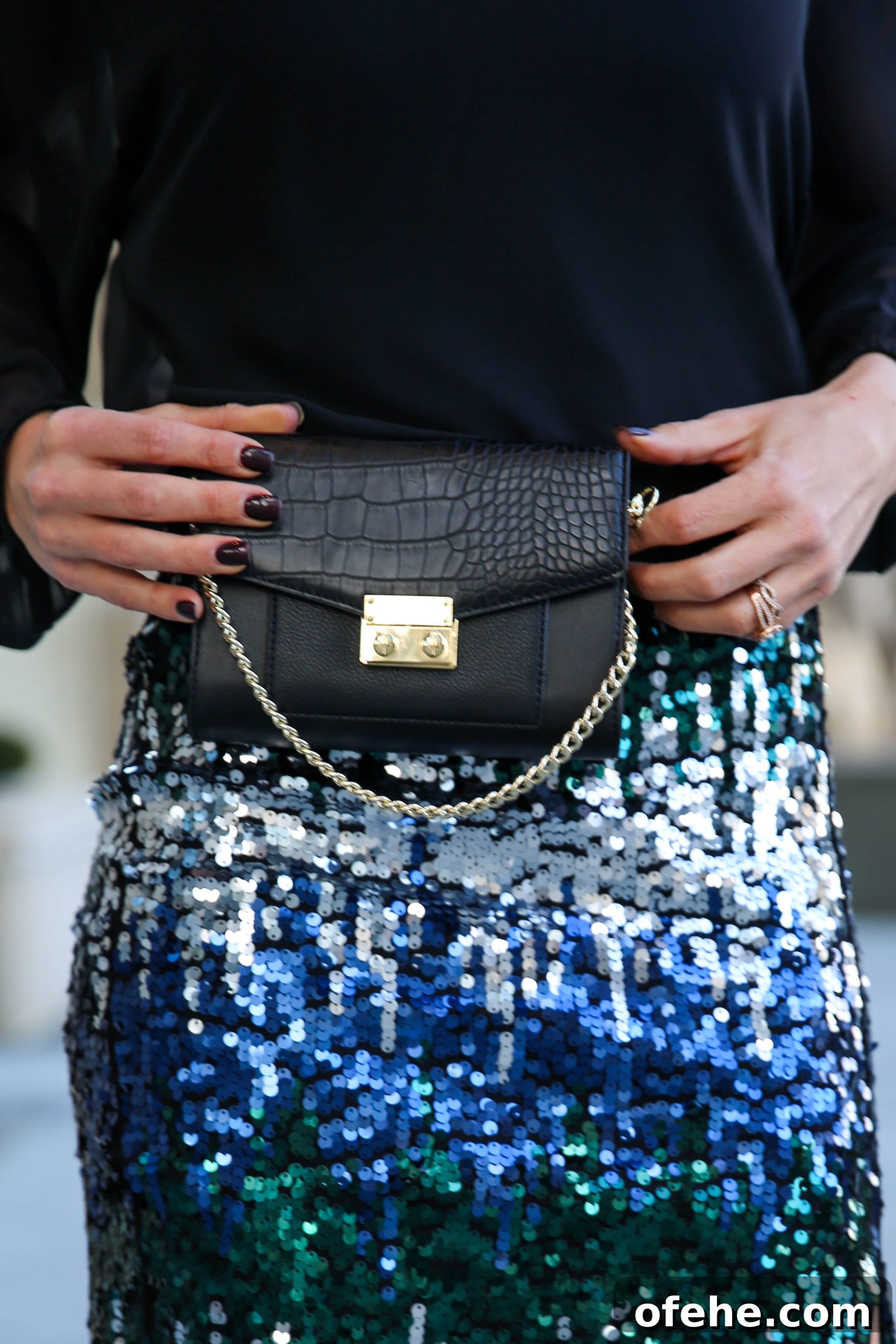 PaleOMG - Let Your Inner Glitter Shine This Season