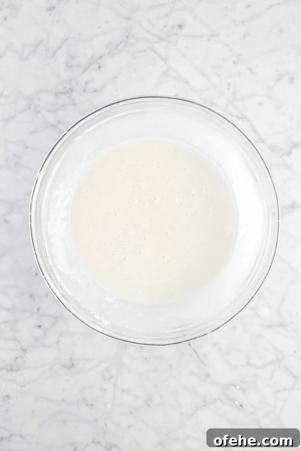 vanilla glaze in glass bowl
