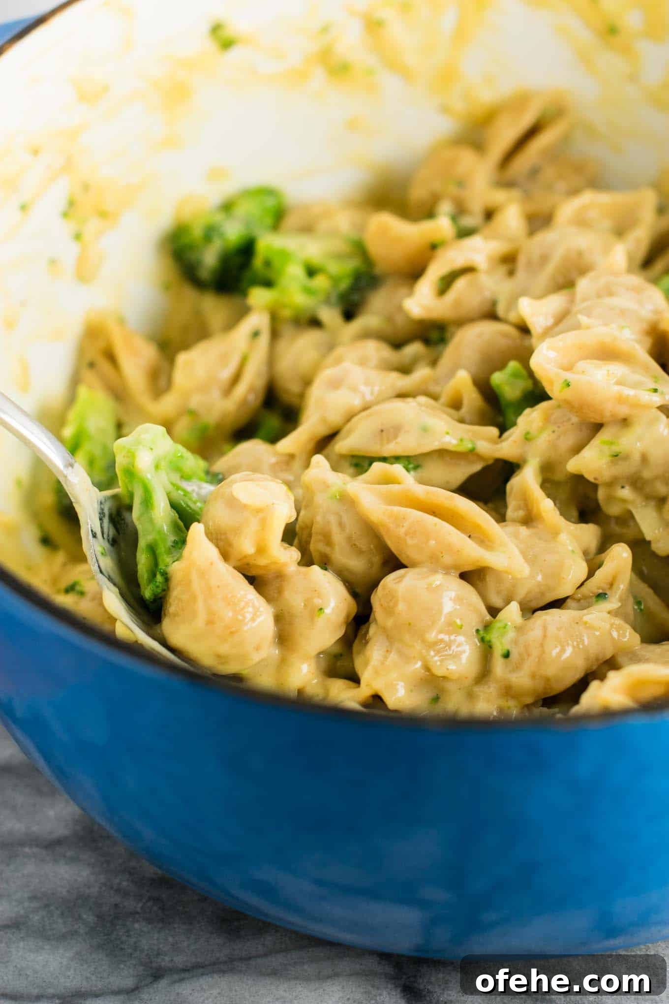 Creamy Broccoli Macaroni and Cheese Bake 6 broccoli mac and cheese with sharp cheddar cheese and whole wheat pasta.