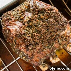 Garlic Herb Crusted Prime Rib Rub: Savory Seasoning Blend 16 cooked herb prime rib rub on the prime rib roast.