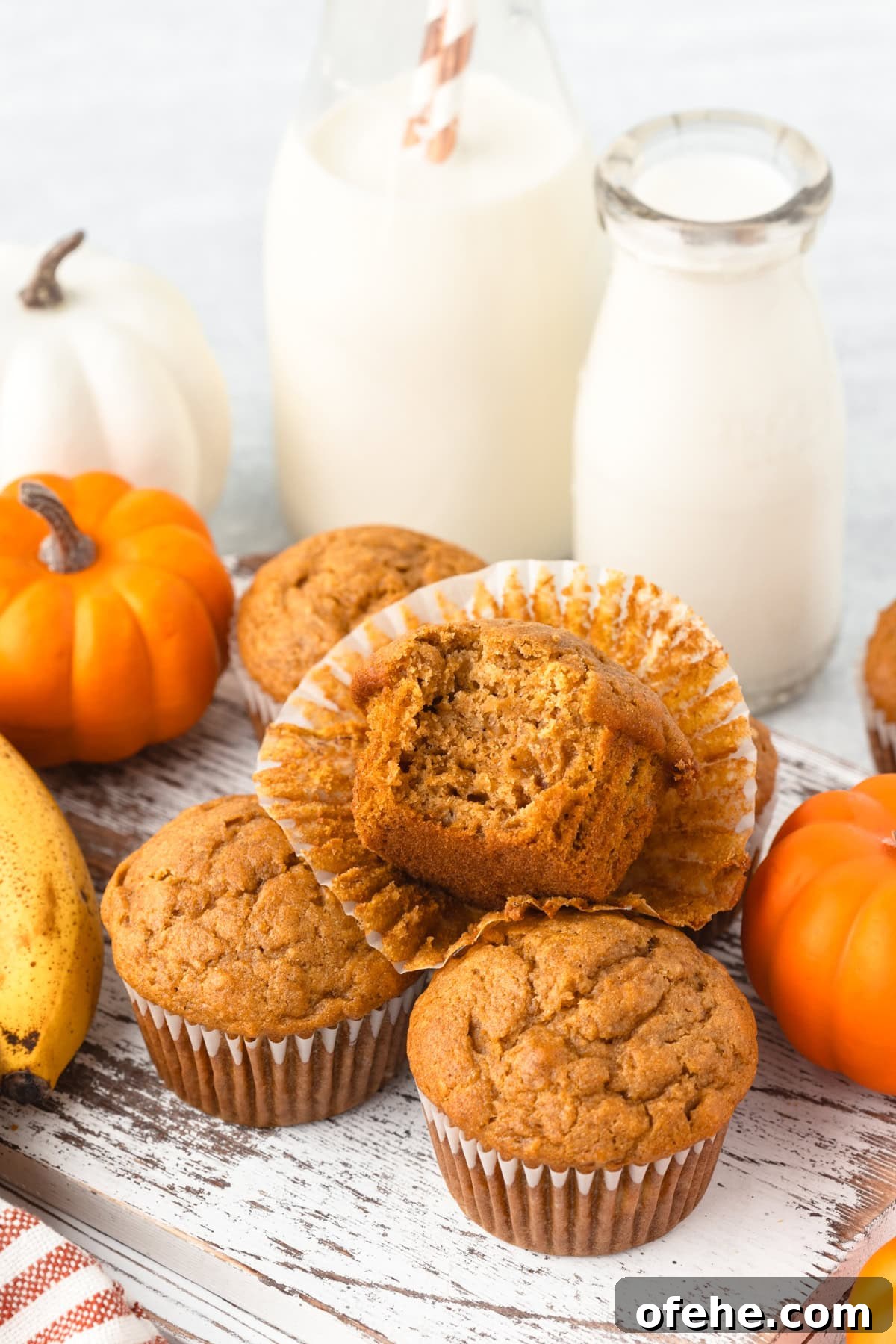 Banana Pumpkin Muffins with Warm Spices — Moist Fall Recipe 7 img 85017 6