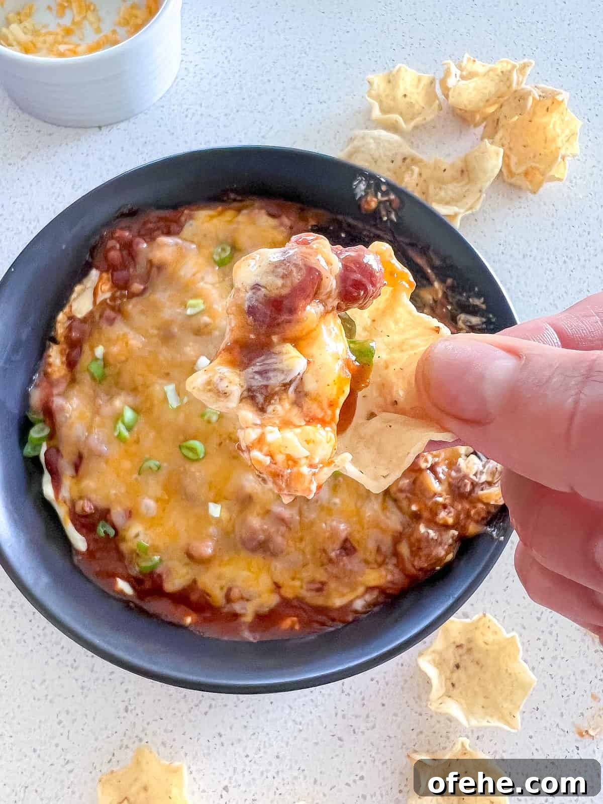 Hormel chili dip in bowl