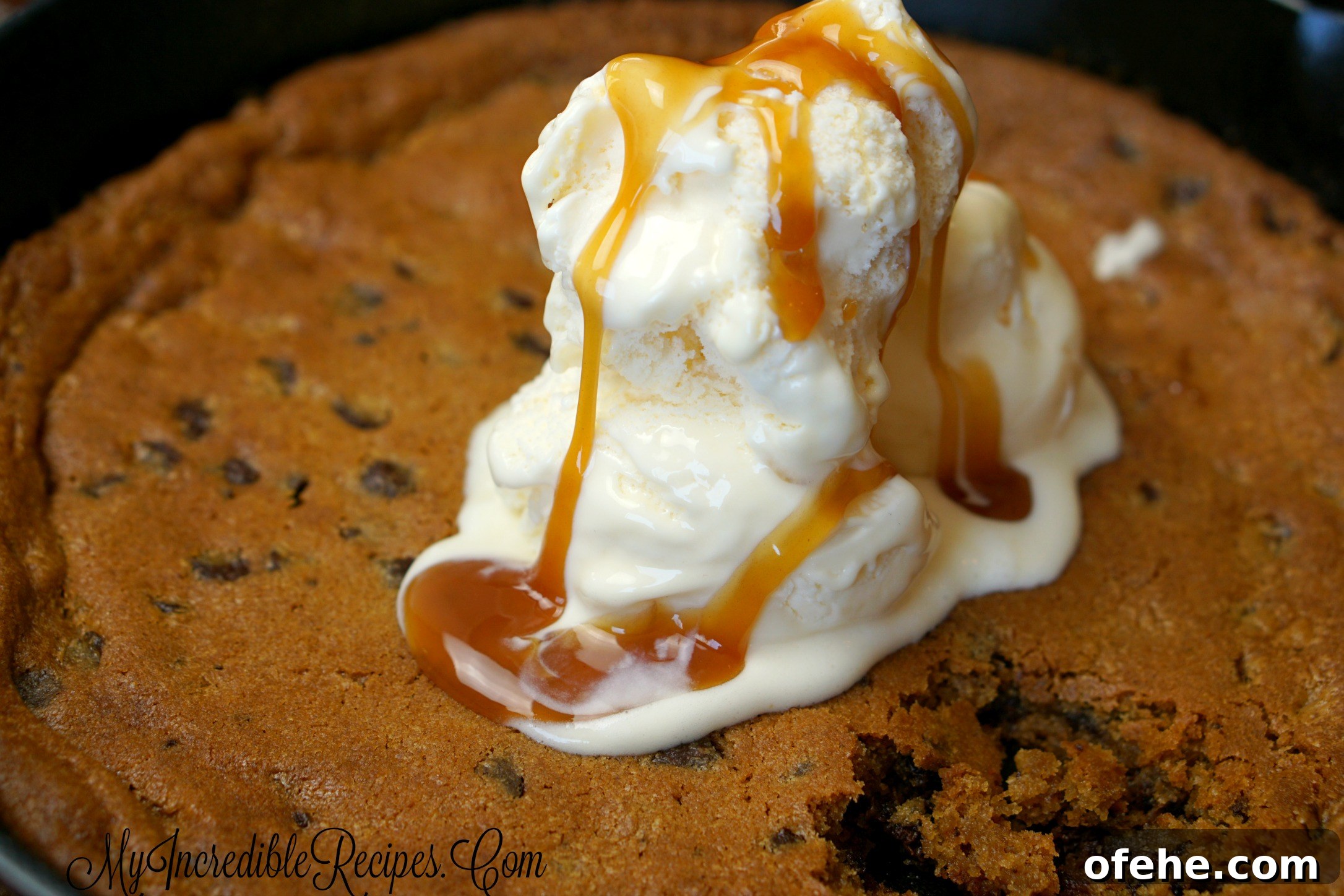 Skillet Chocolate Chip Pizookie Recipe: Gooey Dessert for Sharing 14 cook6